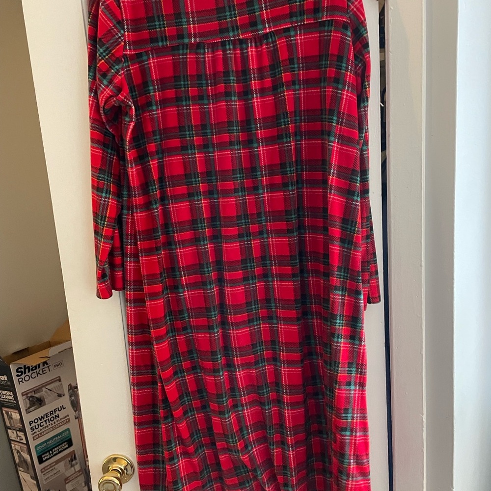 Secret Treasures Red Plaid Kids Nightgown Girl’s 10-12 - Picture 7 of 9